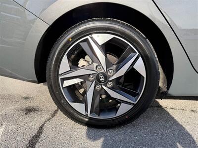2023 Hyundai ELANTRA SEL   - Photo 32 - Frederick, MD 21702