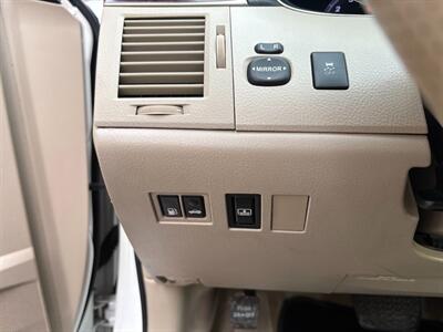 2012 Toyota Avalon Limited   - Photo 24 - Frederick, MD 21702