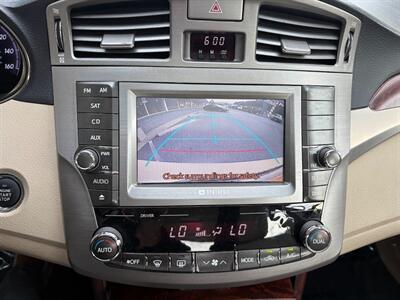 2012 Toyota Avalon Limited   - Photo 22 - Frederick, MD 21702