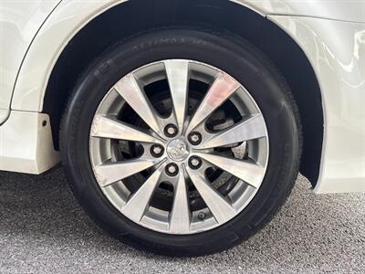 2012 Toyota Avalon Limited   - Photo 56 - Frederick, MD 21702