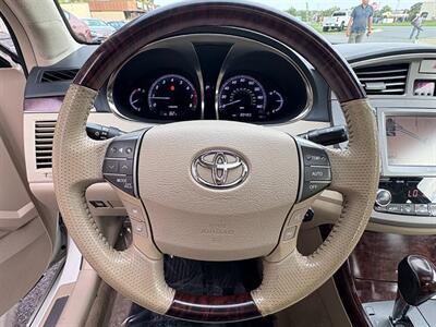 2012 Toyota Avalon Limited   - Photo 11 - Frederick, MD 21702