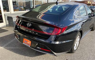 2023 Hyundai SONATA SE   - Photo 13 - Frederick, MD 21702