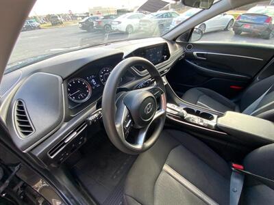 2023 Hyundai SONATA SE   - Photo 4 - Frederick, MD 21702