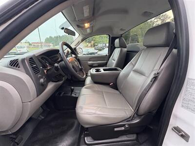 2008 Chevrolet Silverado 2500HD Work Truck   - Photo 4 - Frederick, MD 21702
