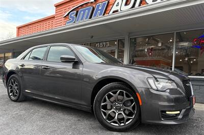 2018 Chrysler 300 S - Photo 4 - Frederick, MD 21702