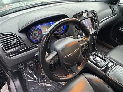 2018 Chrysler 300 S - Photo 3 - Frederick, MD 21702