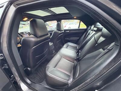 2018 Chrysler 300 S - Photo 31 - Frederick, MD 21702