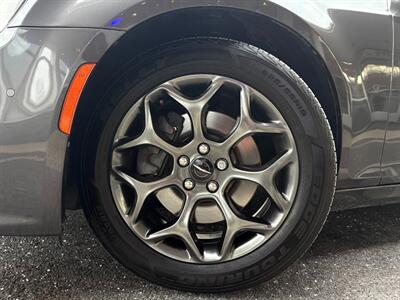 2018 Chrysler 300 S - Photo 46 - Frederick, MD 21702