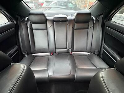 2018 Chrysler 300 S - Photo 18 - Frederick, MD 21702