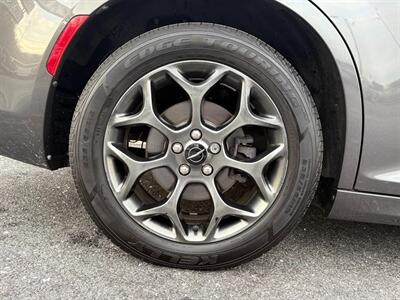 2018 Chrysler 300 S - Photo 50 - Frederick, MD 21702