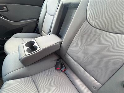 2013 Hyundai Elantra GLS   - Photo 16 - Frederick, MD 21702