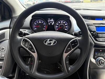 2013 Hyundai Elantra GLS   - Photo 8 - Frederick, MD 21702