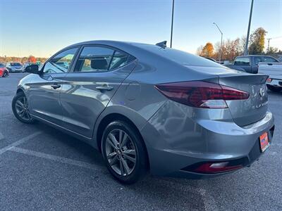 2019 Hyundai ELANTRA SEL   - Photo 10 - Frederick, MD 21702