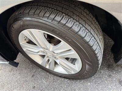 2013 Acura ILX 1.5L Hybrid w/Tech   - Photo 38 - Frederick, MD 21702