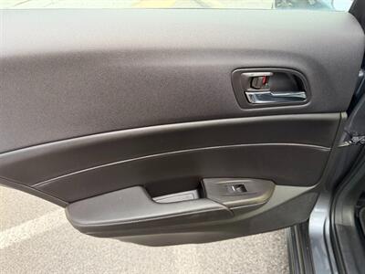2013 Acura ILX 1.5L Hybrid w/Tech   - Photo 23 - Frederick, MD 21702