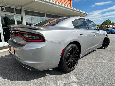 2015 Dodge Charger SE   - Photo 20 - Frederick, MD 21702