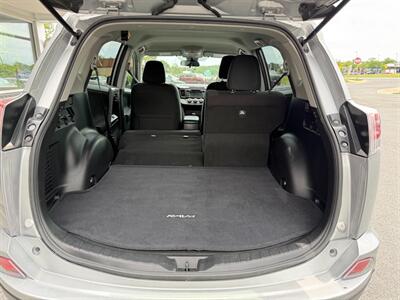 2018 Toyota RAV4 LE   - Photo 34 - Frederick, MD 21702