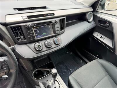 2018 Toyota RAV4 LE   - Photo 37 - Frederick, MD 21702