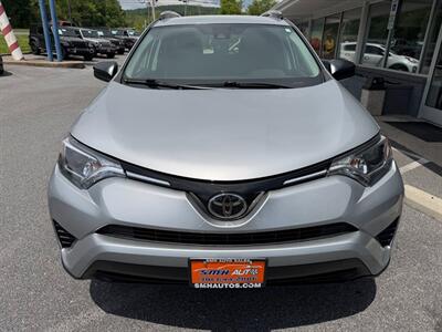 2018 Toyota RAV4 LE   - Photo 7 - Frederick, MD 21702
