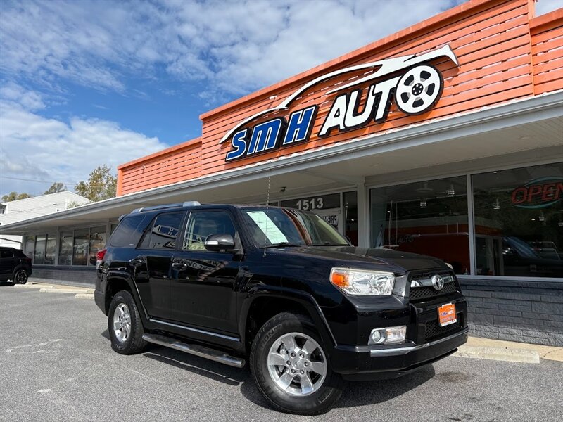 2011 Toyota 4Runner SR5 V6  