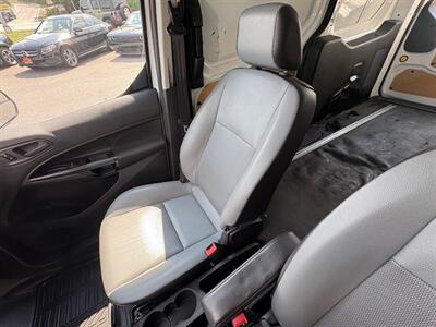 2018 Ford Commercial Transit Connect XL   - Photo 28 - Frederick, MD 21702