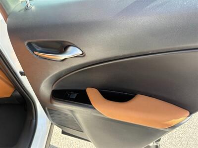 2019 Lexus UX 200   - Photo 21 - Frederick, MD 21702