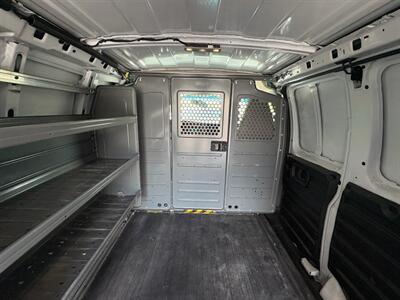 2022 Chevrolet Express 2500   - Photo 15 - Frederick, MD 21702