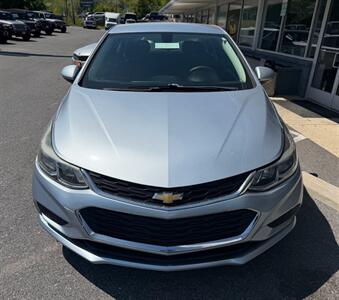 2017 Chevrolet Cruze LS Auto - Photo 4 - Frederick, MD 21702