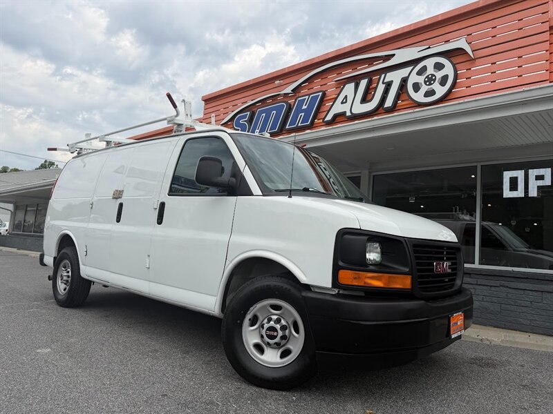 2017 GMC Savana Cargo