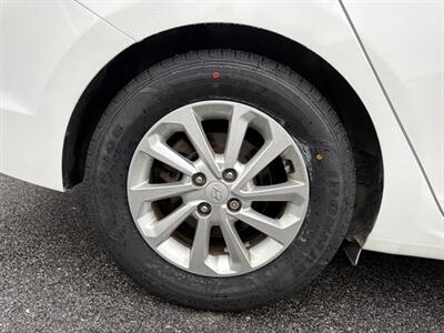 2022 Hyundai ACCENT SEL - Photo 32 - Frederick, MD 21702