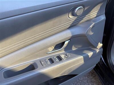 2023 Hyundai ELANTRA SEL   - Photo 19 - Frederick, MD 21702
