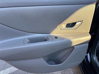 2023 Hyundai ELANTRA SEL   - Photo 22 - Frederick, MD 21702