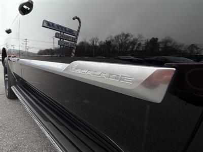 2015 Cadillac Escalade Luxury   - Photo 8 - Frederick, MD 21702