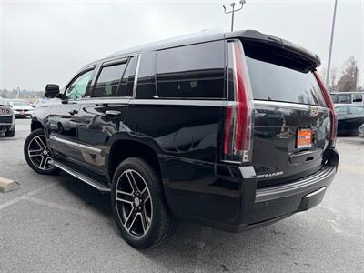 2015 Cadillac Escalade Luxury   - Photo 16 - Frederick, MD 21702