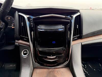 2015 Cadillac Escalade Luxury   - Photo 30 - Frederick, MD 21702