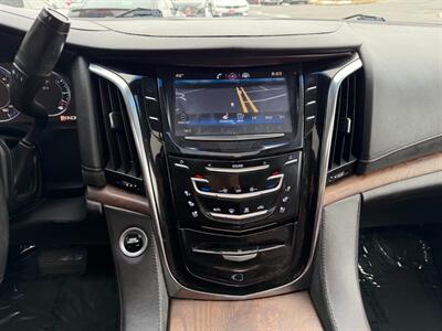 2015 Cadillac Escalade Luxury   - Photo 31 - Frederick, MD 21702