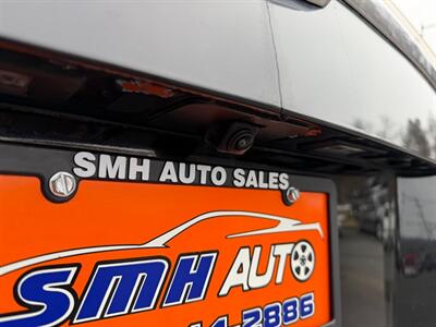 2015 Cadillac Escalade Luxury   - Photo 18 - Frederick, MD 21702