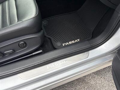2018 Volkswagen Passat 2.0T SEL Premium   - Photo 28 - Frederick, MD 21702