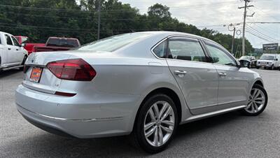 2018 Volkswagen Passat 2.0T SEL Premium   - Photo 21 - Frederick, MD 21702