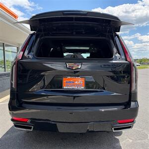 2024 Cadillac Escalade ESV Premium Luxury   - Photo 48 - Frederick, MD 21702