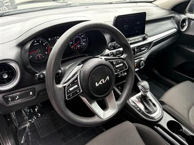 2023 Kia Forte LXS - Photo 27 - Frederick, MD 21702