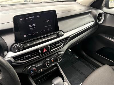 2023 Kia Forte LXS - Photo 9 - Frederick, MD 21702