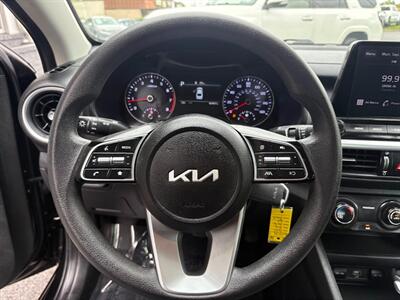 2023 Kia Forte LXS - Photo 2 - Frederick, MD 21702