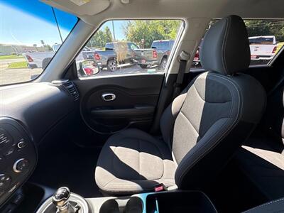 2015 Kia Soul   - Photo 12 - Frederick, MD 21702