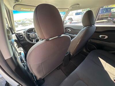 2015 Kia Soul   - Photo 15 - Frederick, MD 21702
