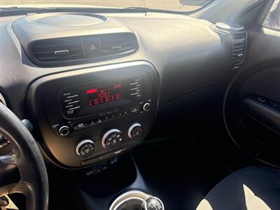 2015 Kia Soul   - Photo 9 - Frederick, MD 21702