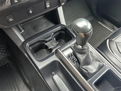 2017 Toyota Tacoma SR V6   - Photo 30 - Frederick, MD 21702