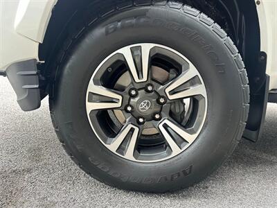 2017 Toyota Tacoma SR V6   - Photo 51 - Frederick, MD 21702