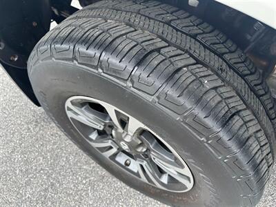 2017 Toyota Tacoma SR V6   - Photo 46 - Frederick, MD 21702