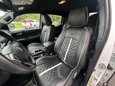2017 Toyota Tacoma SR V6   - Photo 17 - Frederick, MD 21702